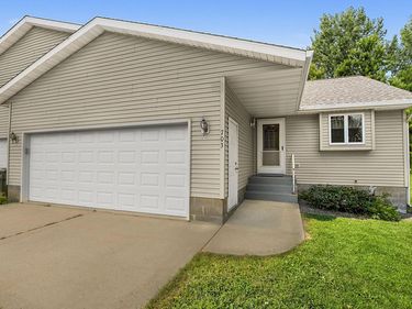 703 2nd Avenue NE, Melrose, MN 56352