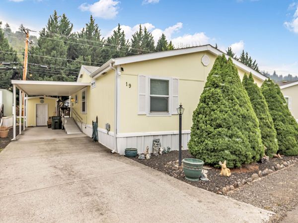 21 Brophy Way, UNIT 19, Shady Cove, OR 97539