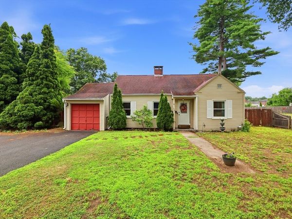 170 Brittany Rd, Springfield, MA 01151