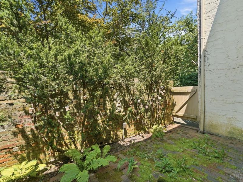 2111 Sutton Avenue, Unit G, Cincinnati, OH 45230 Photo 27