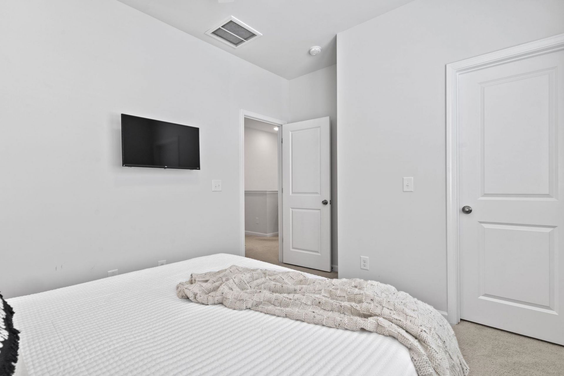 4731 Cloisters Ln. Photo 35