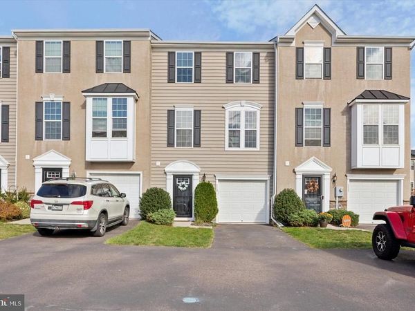 113 RAVEN COURT, GILBERTSVILLE, PA 19525