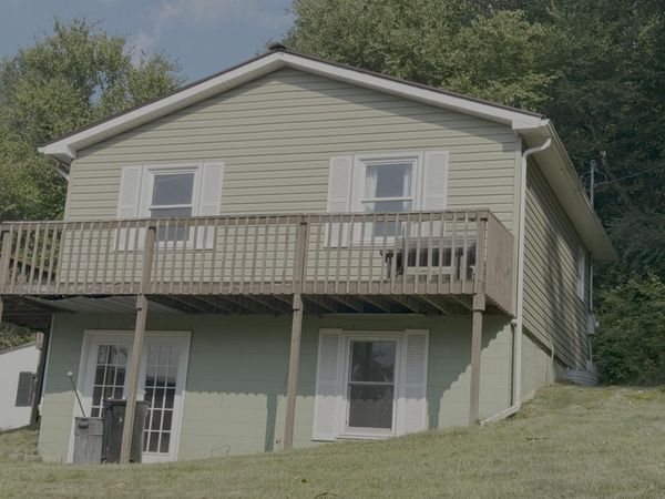3158 Eckert Road SE, Lancaster, OH 43130