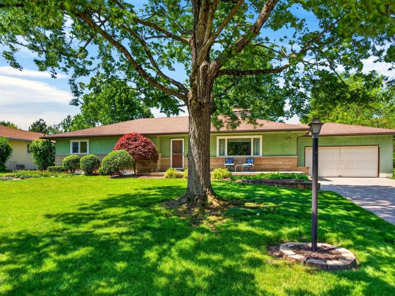 260 N Trine Street, Canal Winchester, OH 43110 Photo 1