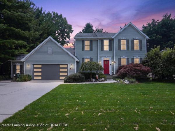 1223 Mizzen Drive, Okemos, MI 48864