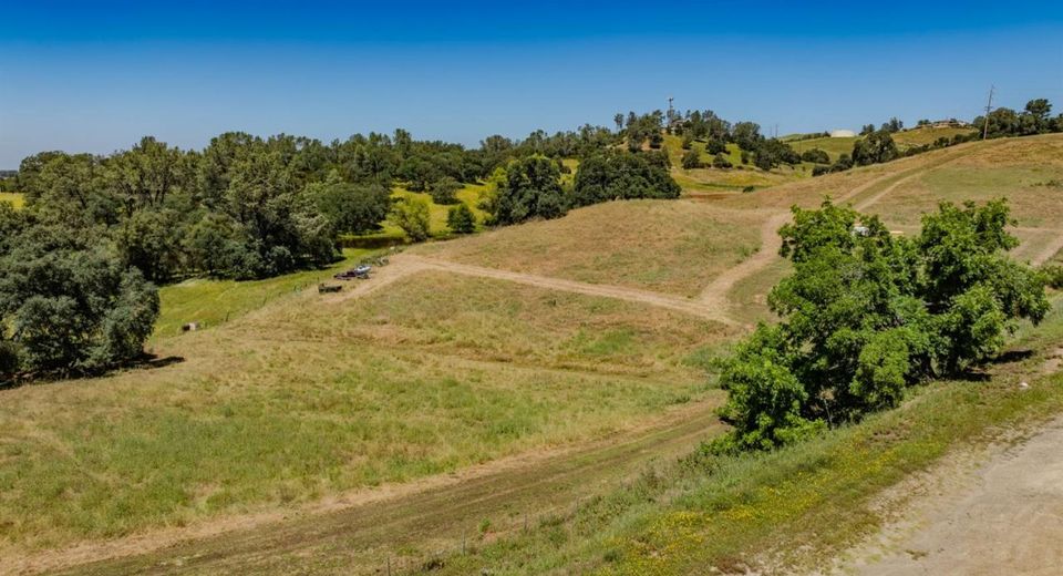 10371 Highway 124, Ione, CA 95640 Photo