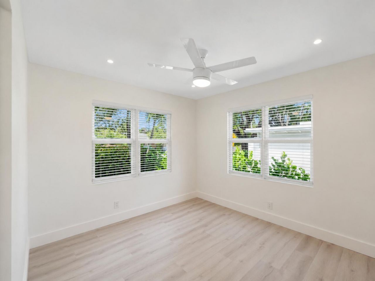 514 52nd Street, West Palm Beach, FL 33407 Photo