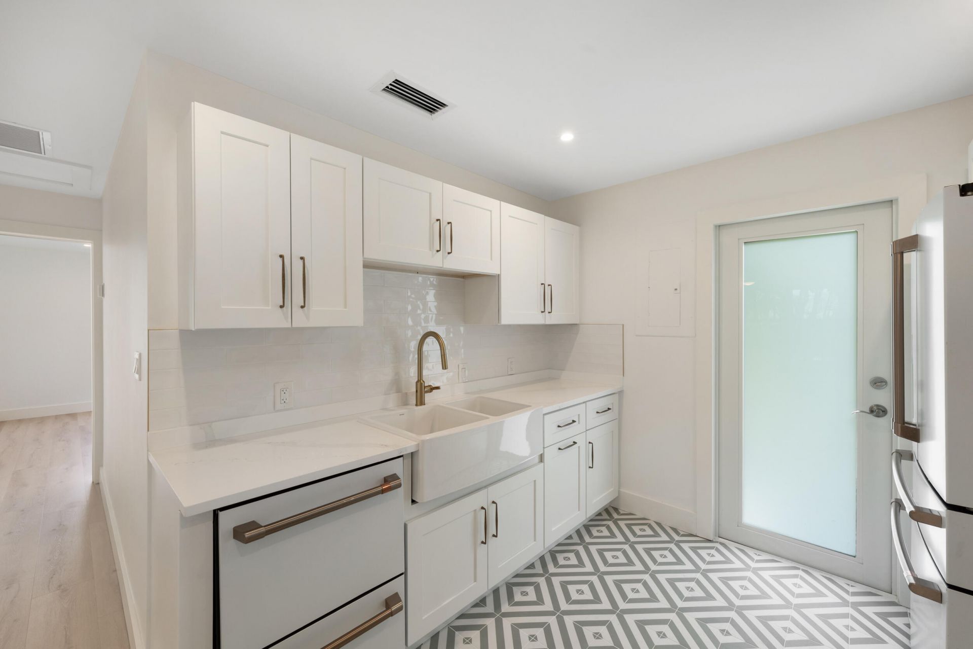 514 52nd Street, West Palm Beach, FL 33407 Photo