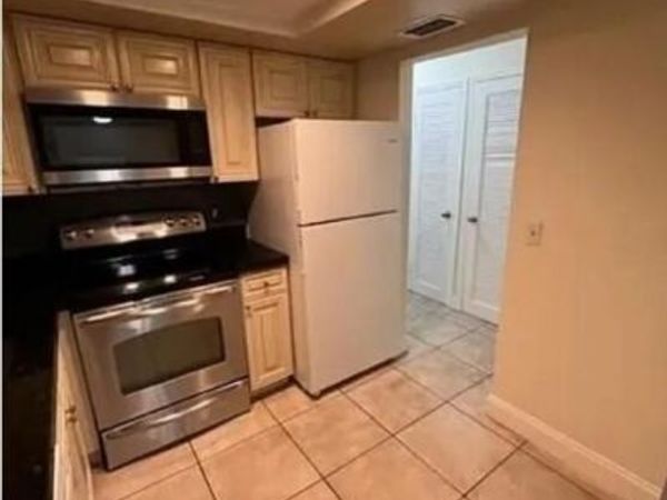 1550 NW 15TH Street, Unit 4, Boca Raton, FL 33486