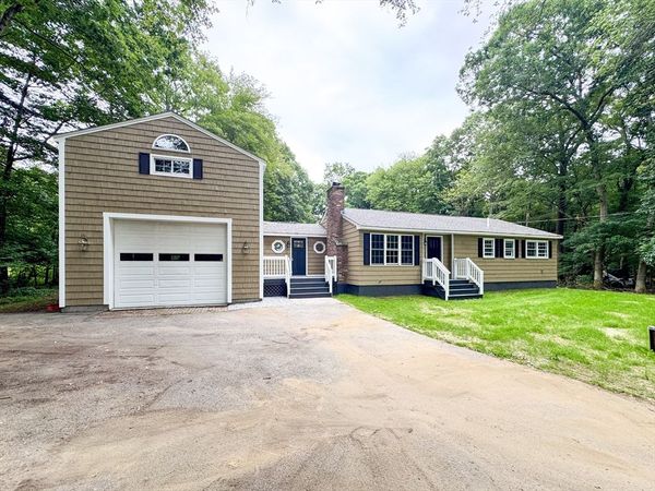 181 Dresser Hill Rd, Dudley, MA 01571