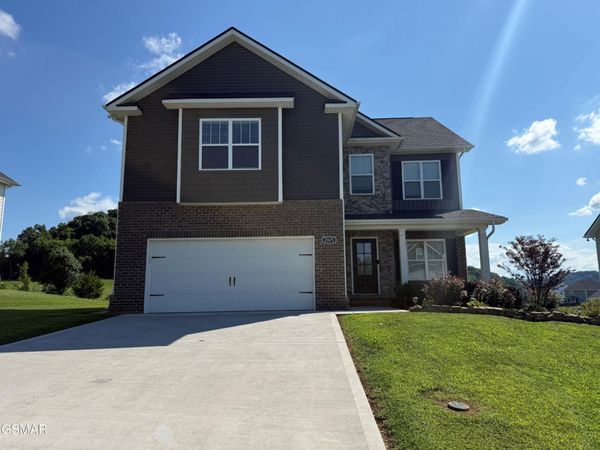 2025 Farm Boulevard , Sevierville, TN 37876