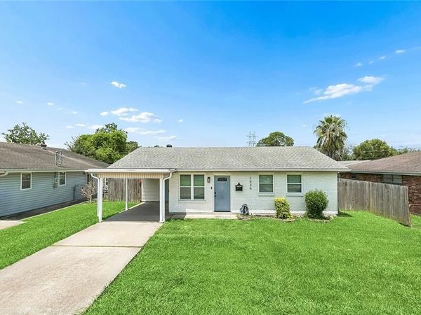 1536 REDWOOD Drive , Harvey, LA 70058