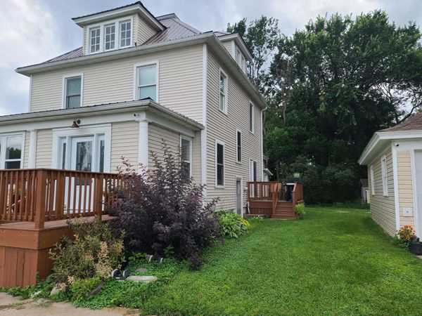 81307 150th Street , Sacred Heart, MN 56285