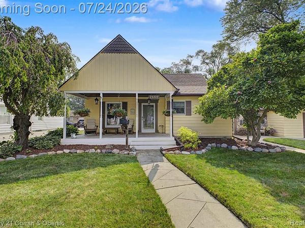 2660 Thomas Avenue , Berkley, MI 48072