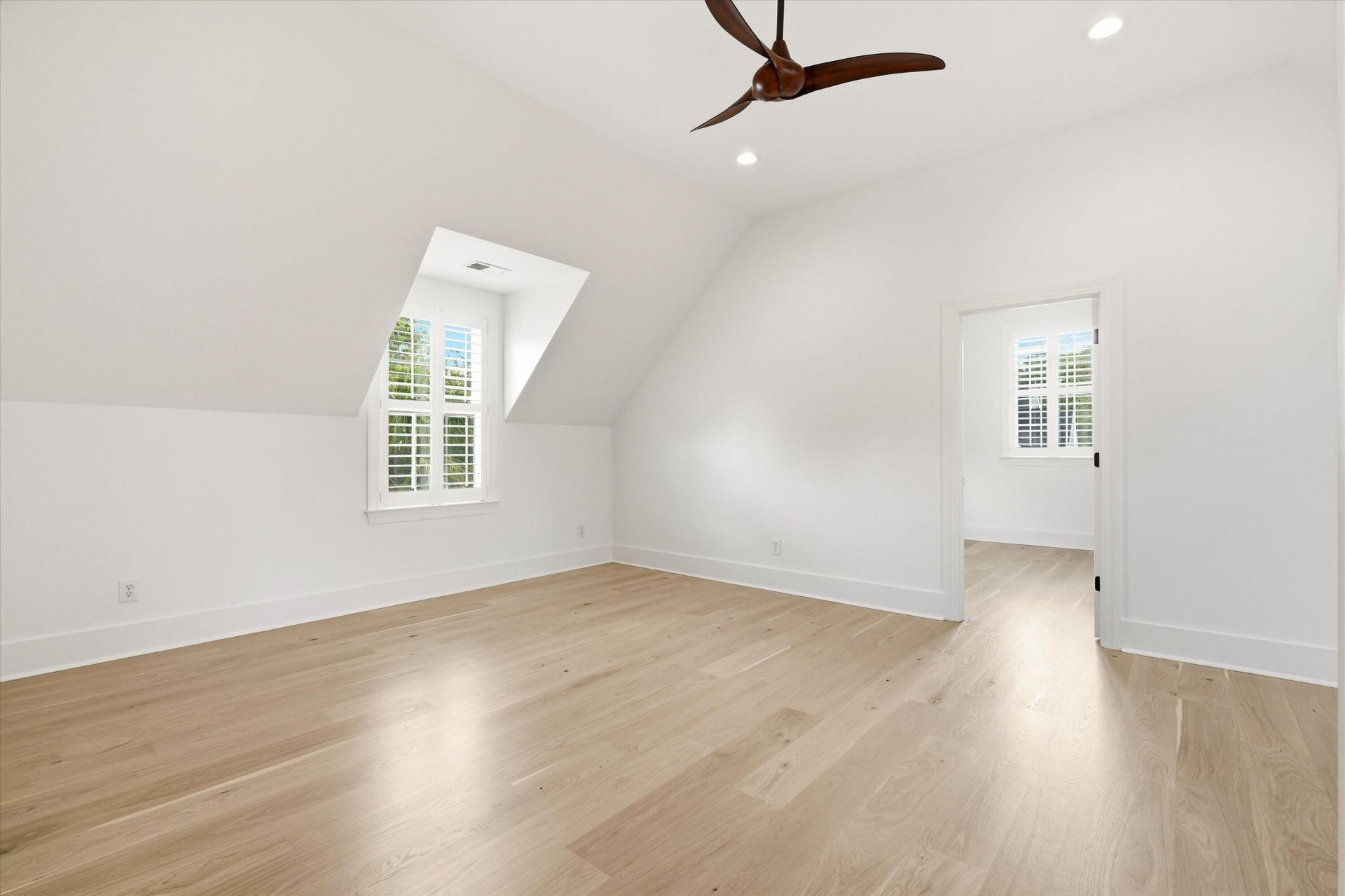 2402 Settlers Street Photo 42