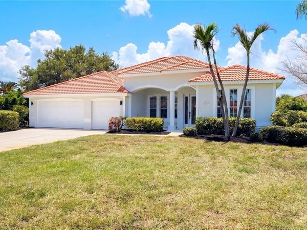 572 OCEANSIDE BOULEVARD , MELBOURNE, FL 32903