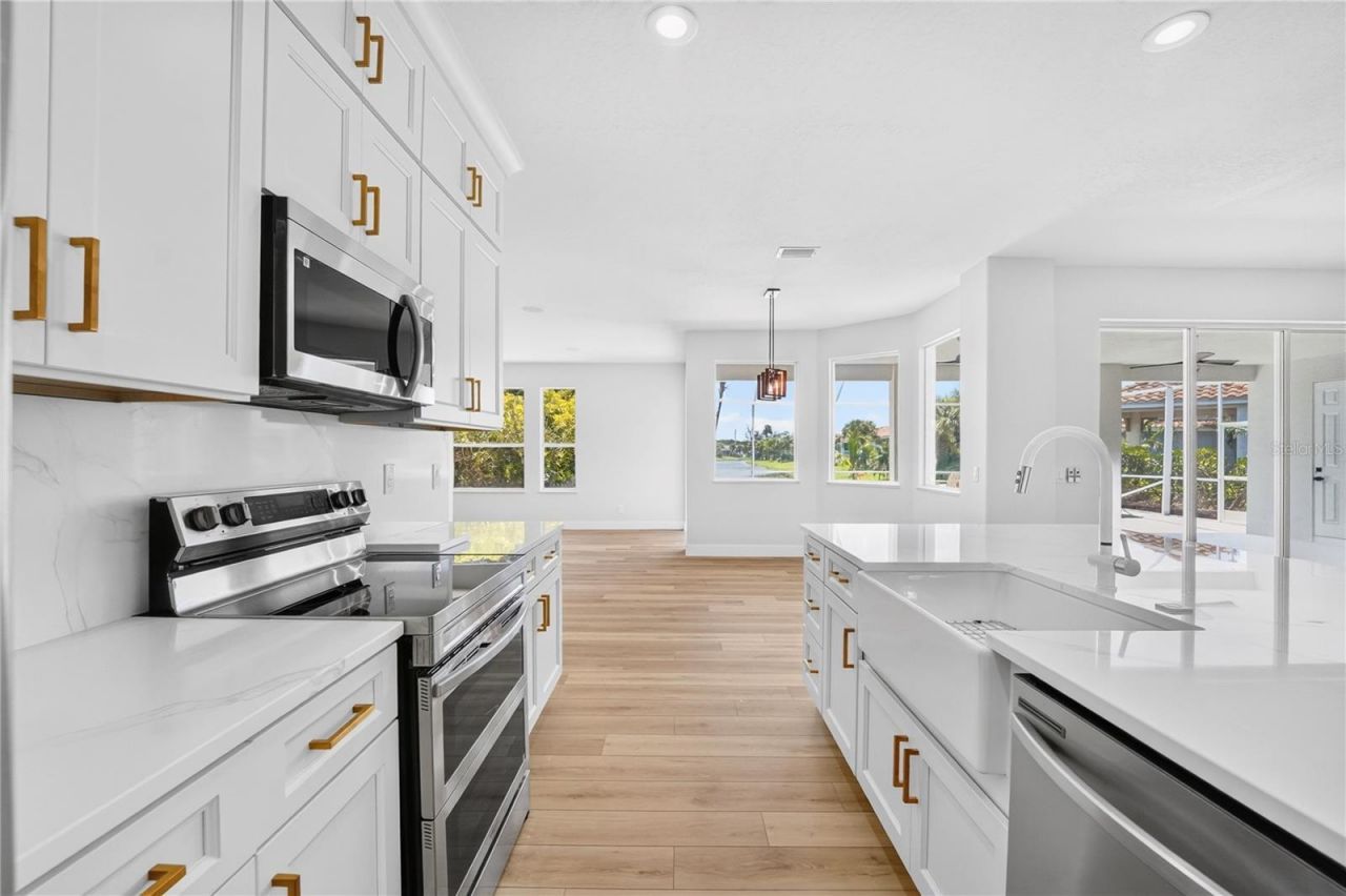 572 Oceanside Boulevard , Melbourne, FL 32903 Photo