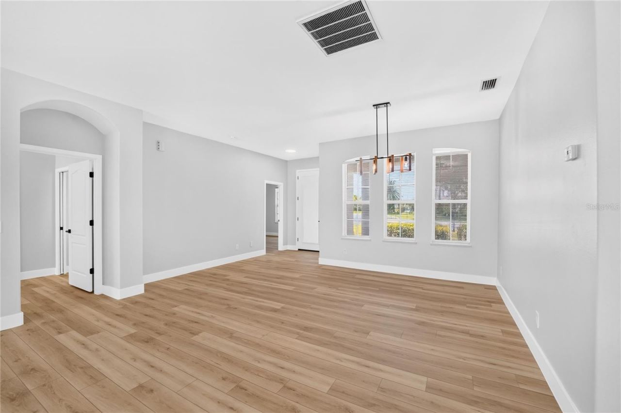 572 Oceanside Boulevard , Melbourne, FL 32903 Photo