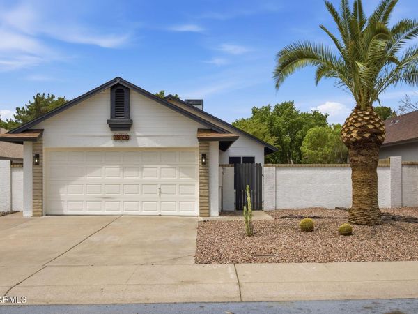 18426 N 19TH Street, Phoenix, AZ 85022