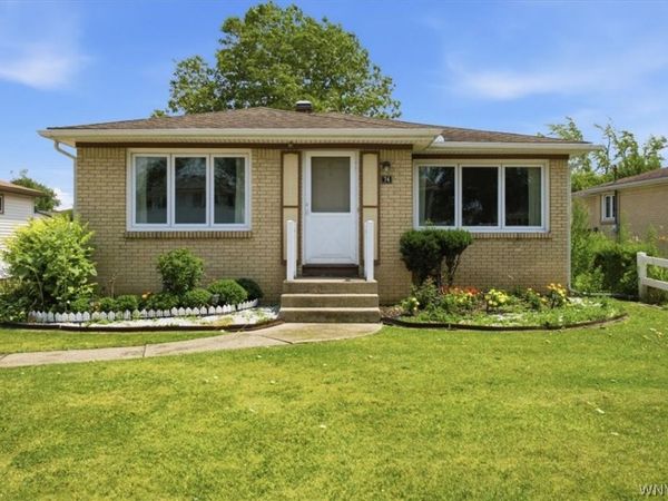 74 Lucy Lane, Buffalo, NY 14225