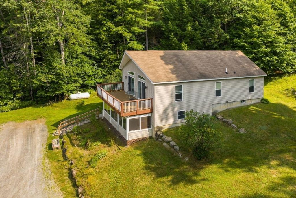 104 Bouldervale Road, Croydon, NH 03773 Main Photo