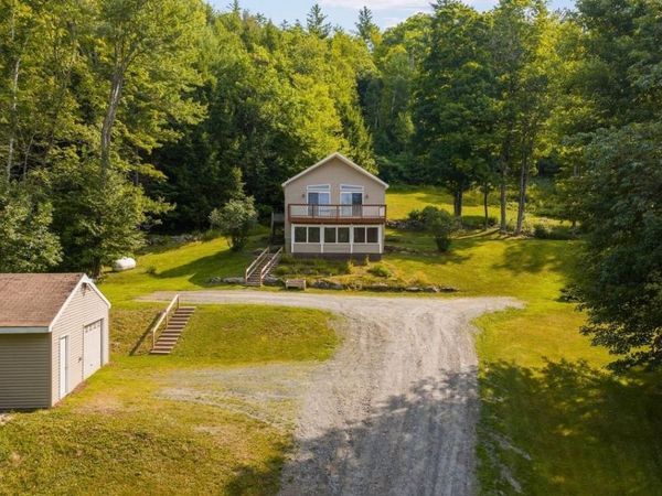 104 Bouldervale Road, Croydon, NH 03773