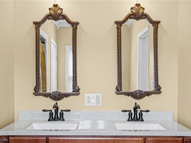 1025 3rd Street , Brilliant, OH 43913 Photo 27