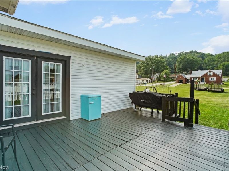 1025 3rd Street , Brilliant, OH 43913 Photo 38