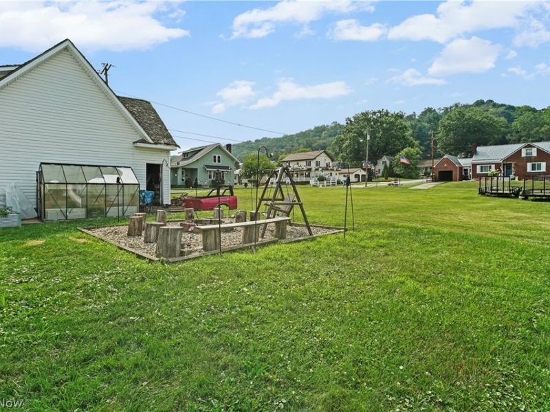 1025 3rd Street , Brilliant, OH 43913 Photo 41