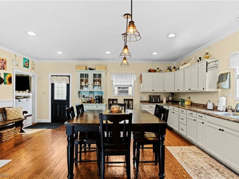 1025 3rd Street , Brilliant, OH 43913 Photo 5