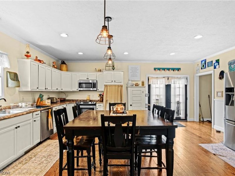 1025 3rd Street , Brilliant, OH 43913 Photo 7