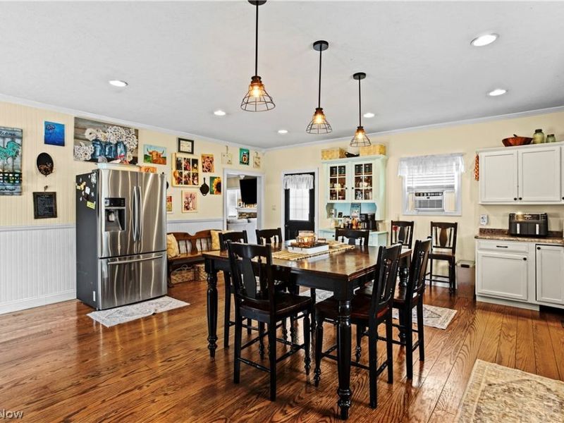 1025 3rd Street , Brilliant, OH 43913 Photo 8