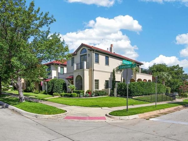 3700 Crestline Road, Fort Worth, TX 76107
