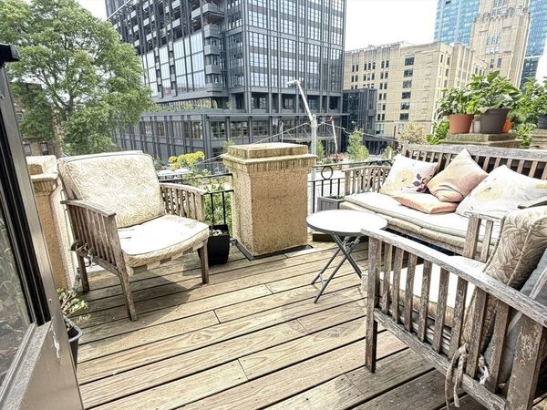 448 Park Dr, Unit 12, Boston, MA 02215