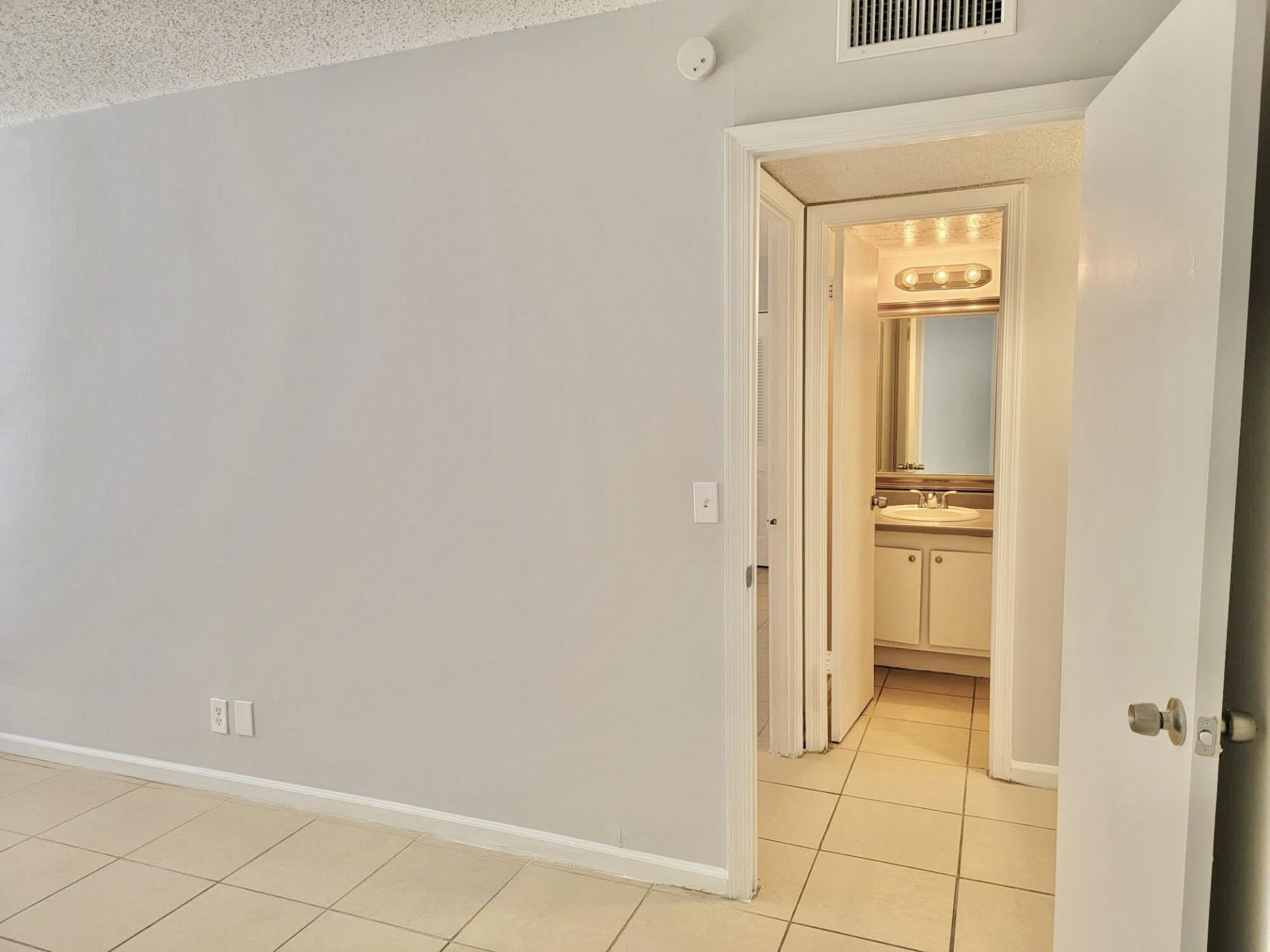 1500 N Congress Avenue, Unit B47, West Palm Beach, FL 33401 Photo