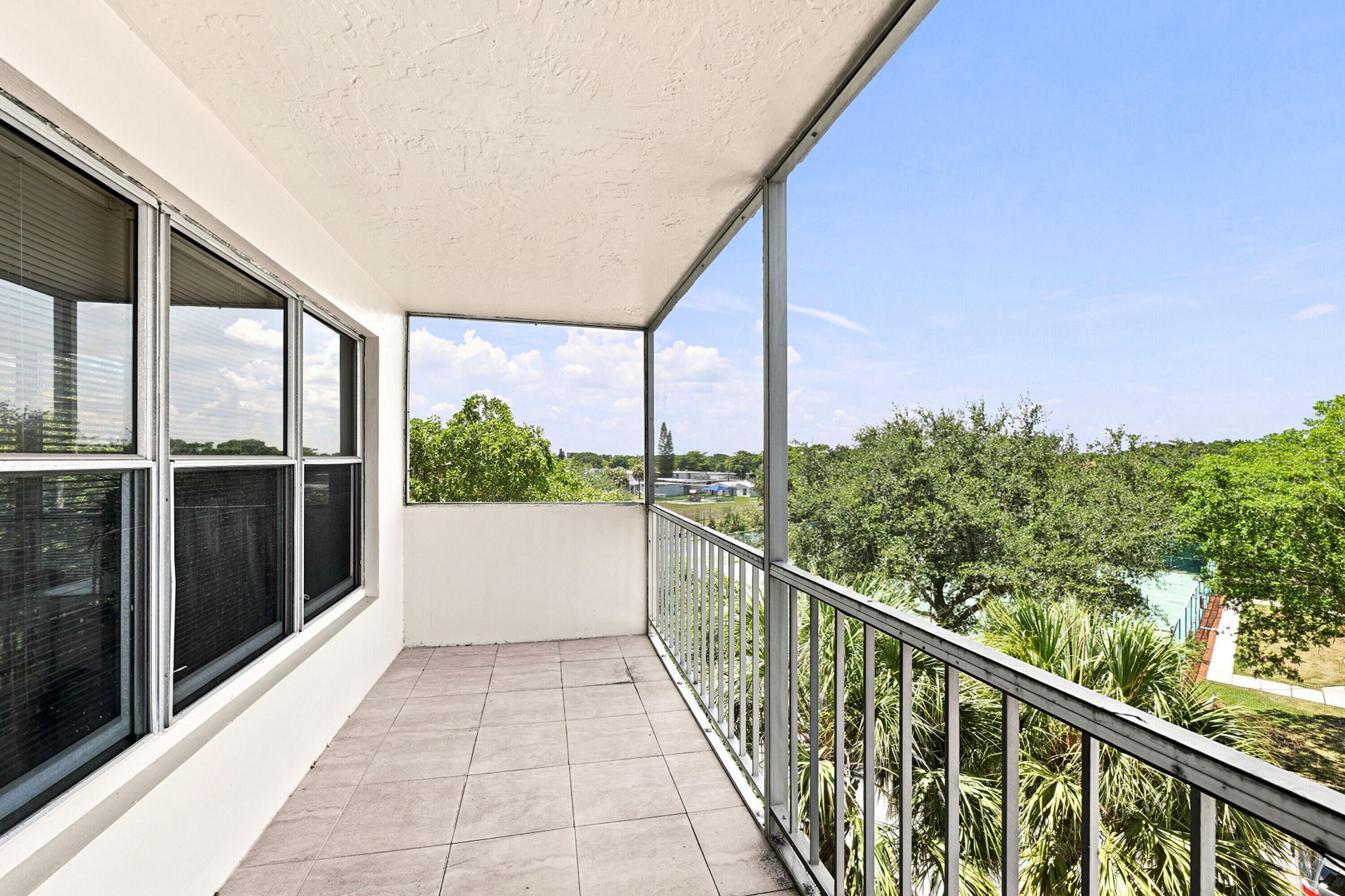 10777 W Sample Road, Unit 407, Coral Springs, FL 33065 Photo
