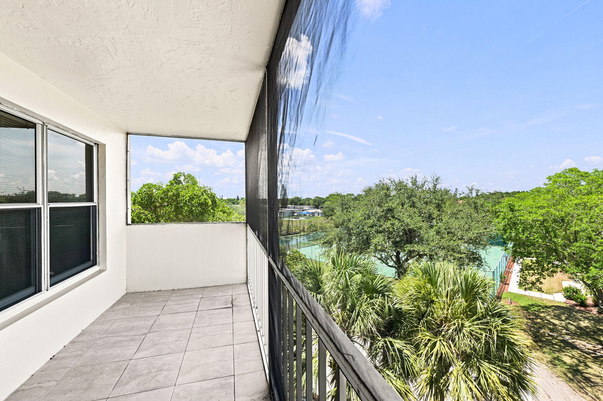 10777 W Sample Road, Unit 407, Coral Springs, FL 33065 Photo