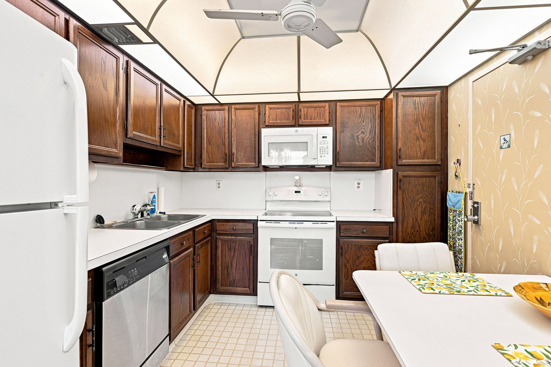 10777 W Sample Road, Unit 407, Coral Springs, FL 33065 Photo