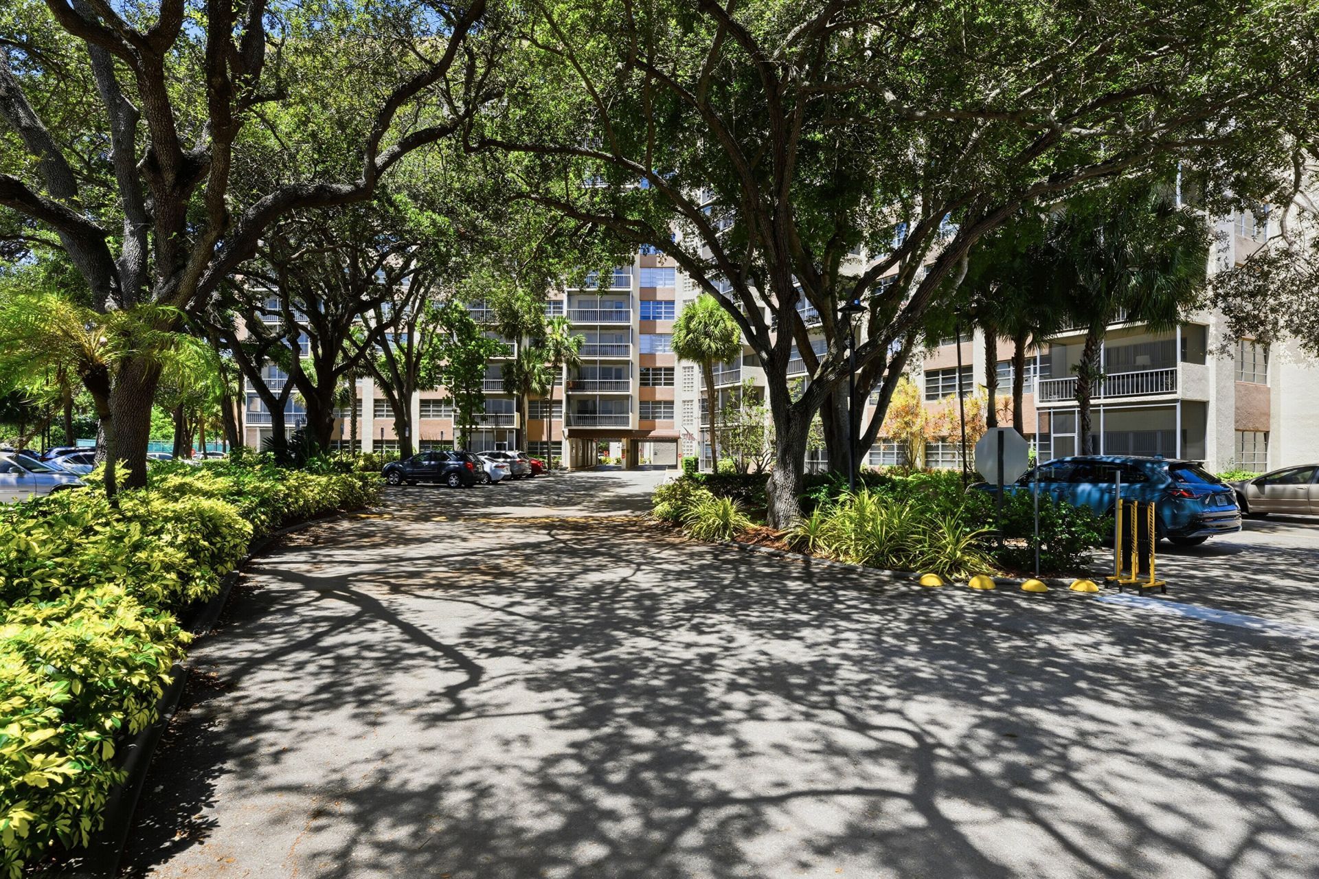 10777 W Sample Road, Unit 407, Coral Springs, FL 33065 Photo