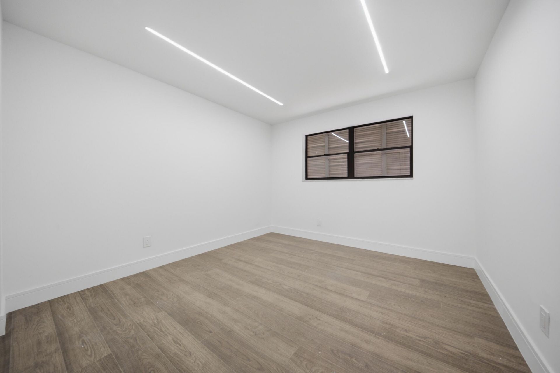 1391 E Golfview Drive, Unit 1391, Pembroke Pines, FL 33026 Photo