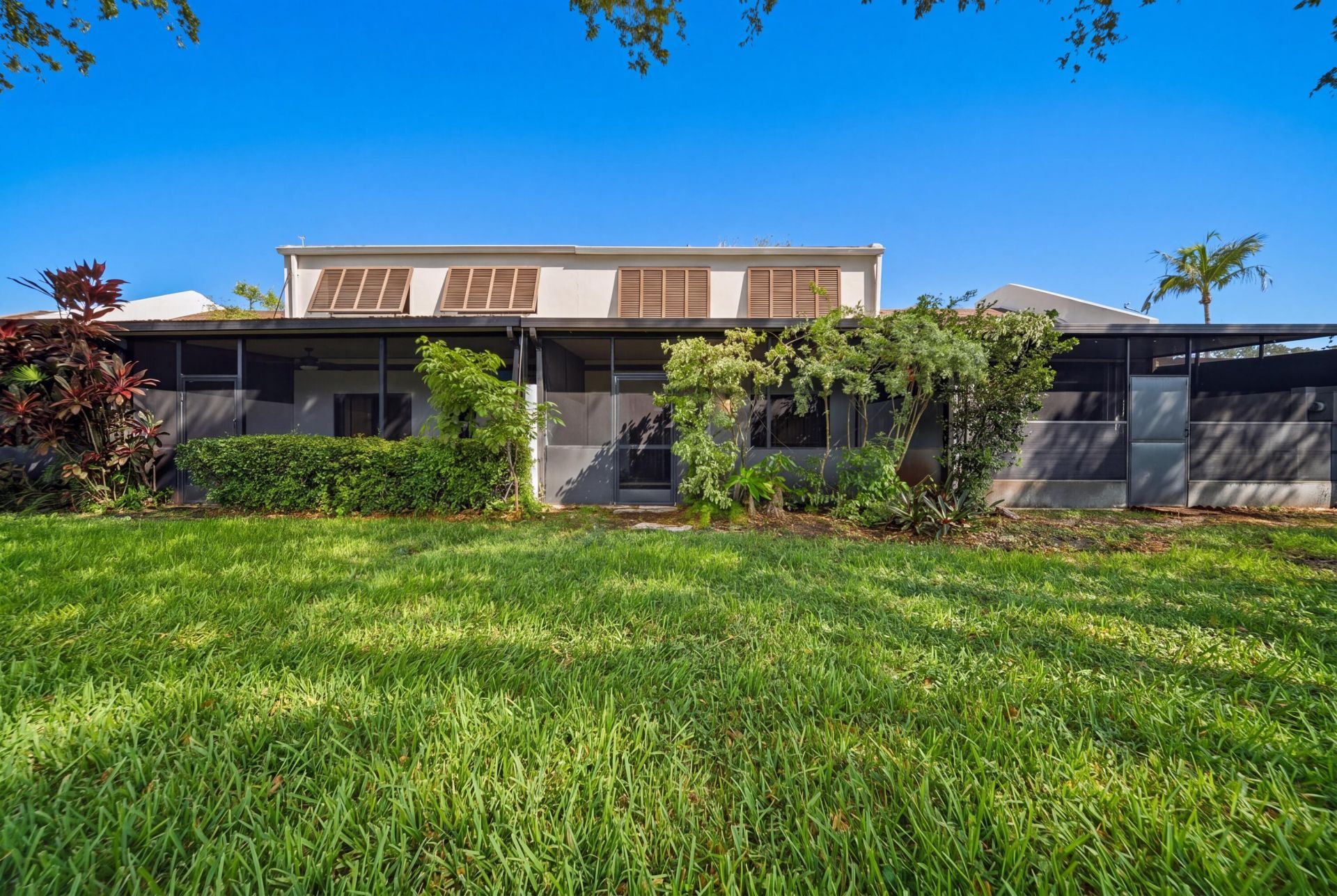 1391 E Golfview Drive, Unit 1391, Pembroke Pines, FL 33026 Photo