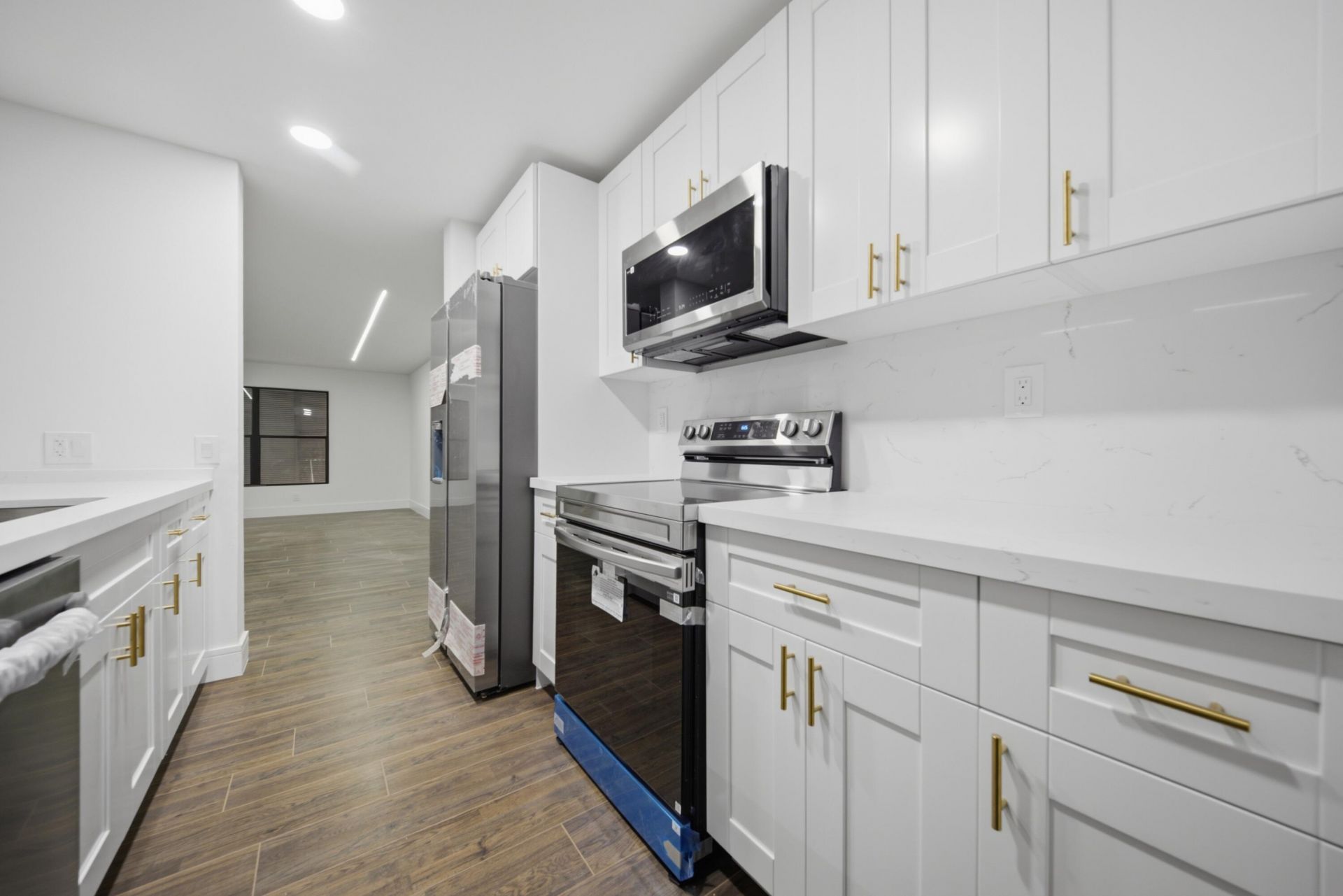1391 E Golfview Drive, Unit 1391, Pembroke Pines, FL 33026 Photo