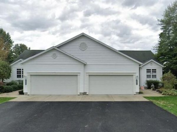 2681 Shadow Pine Drive, Unit 30, Fruitport, MI 49415