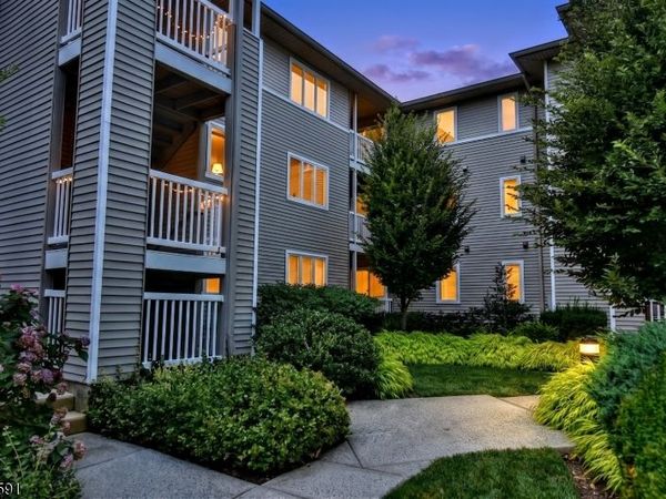 125 Orchard Park, Allendale, NJ 07401