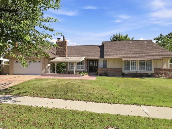 195 W Avenida De Las Flores, Thousand Oaks, CA 91360