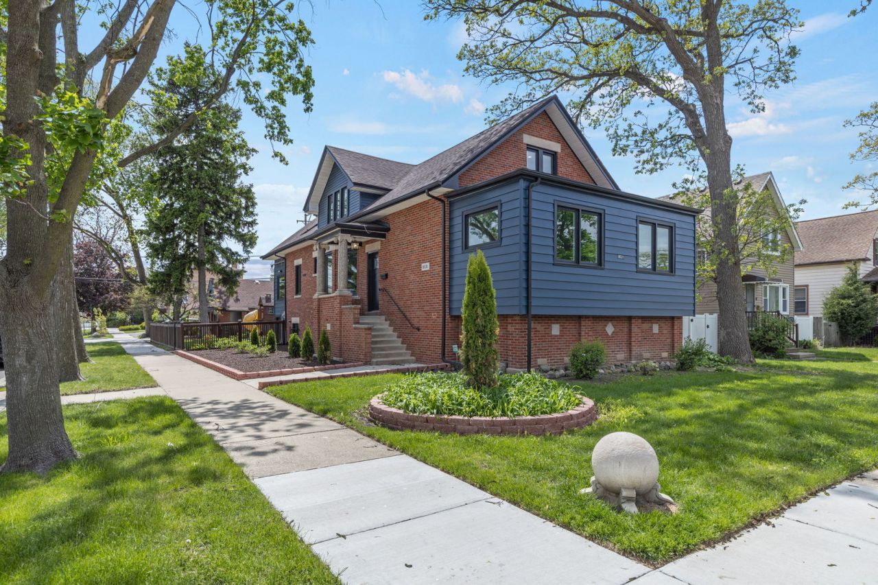 8531 Center Street , River Grove, IL 60171