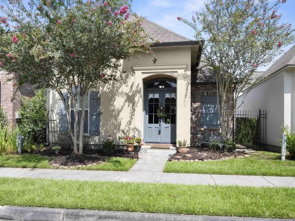 14368 Villa Grove Dr, Baton Rouge, LA 70810