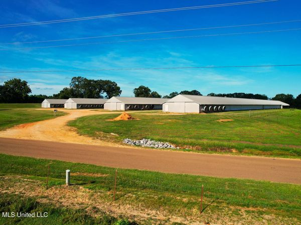 99 Coppers Ford Road, Tylertown, MS 39667