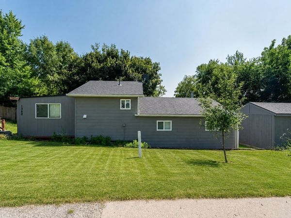 1380 Rock Creek Street W, Kellogg, IA 50135