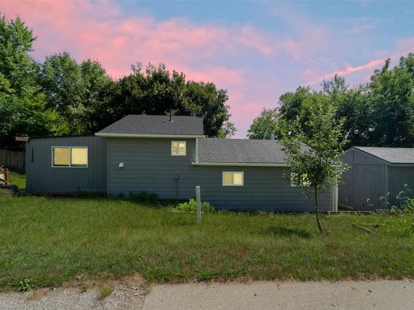 1380 Rock Creek Street W, Kellogg, IA 50135